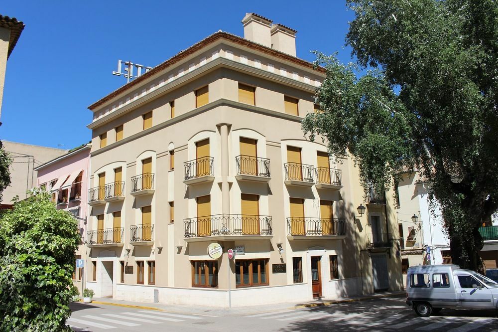 Hotel Anna Cocentaina Buitenkant foto